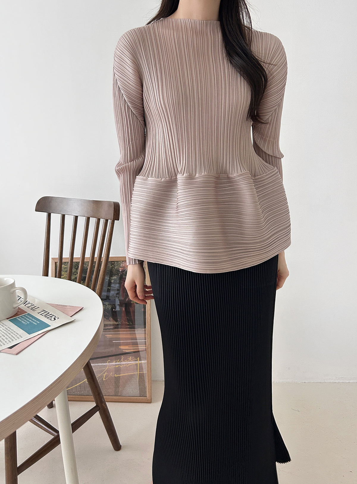 ✨ [플리츠] 샤이닝 볼륨 긴팔 티셔츠 | Shining Volume Pleated Top
