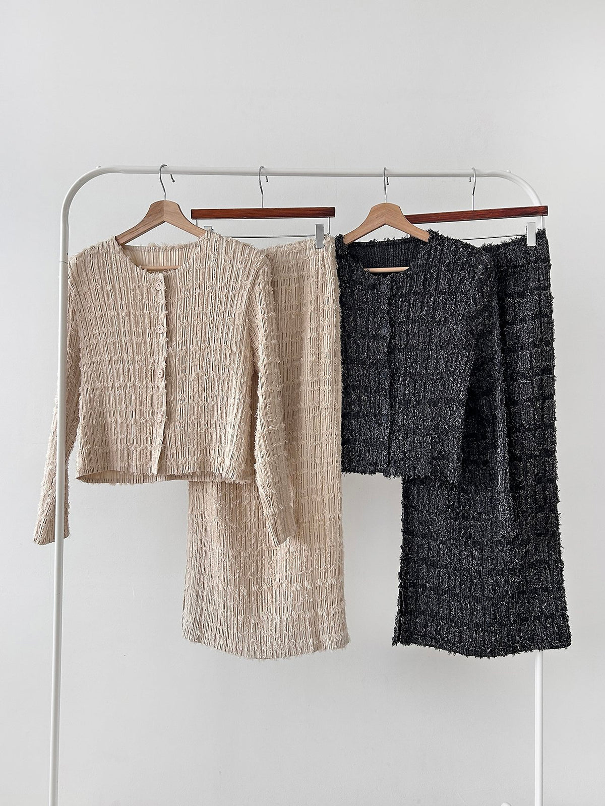 ✨ [플리츠트위드] 고급스러운 텍스처, 플리츠 트위드 자켓 & 스커트 세트 | Pleated Tweed Jacket & Skirt Set