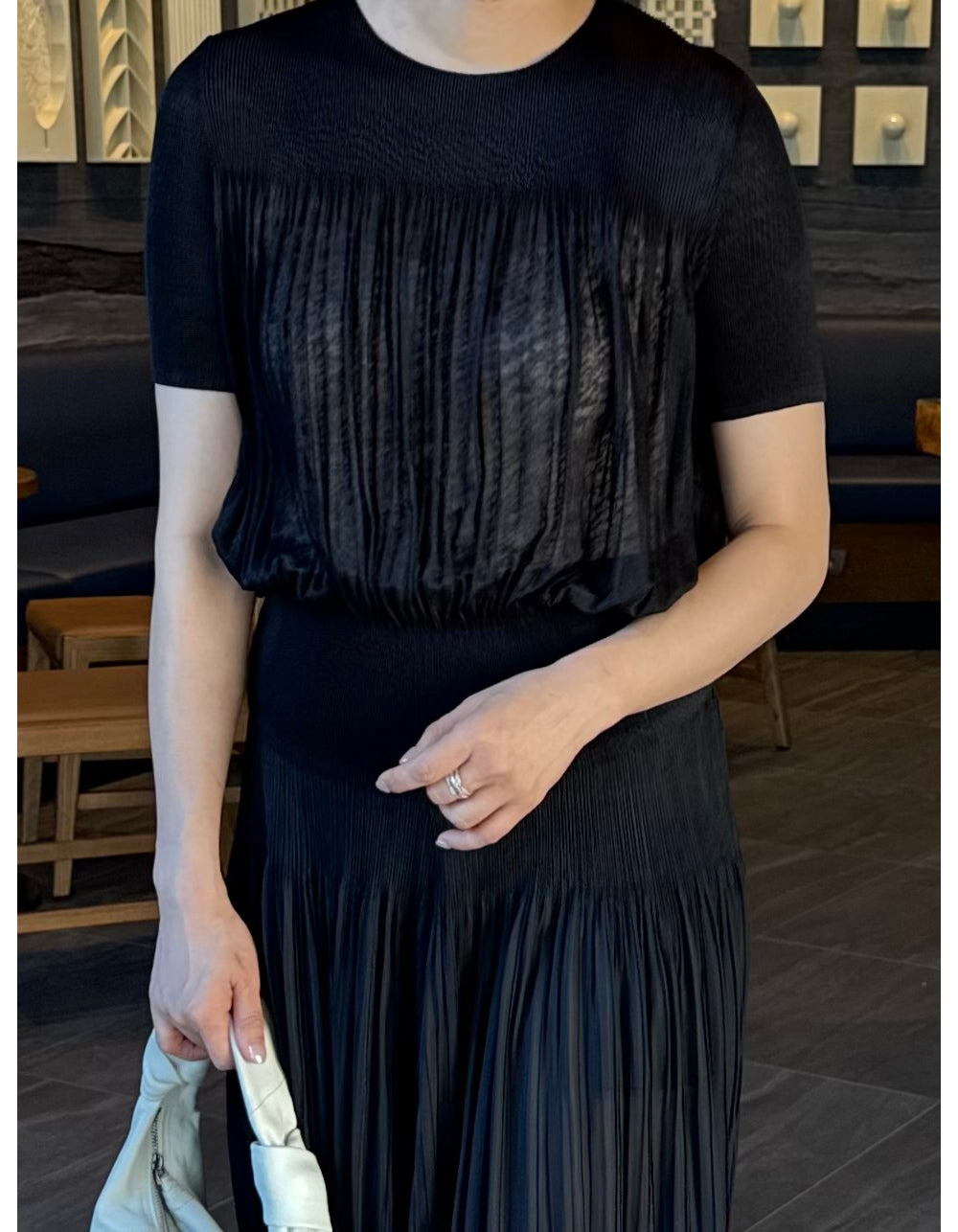✨🌿 ❄️셔링 쿨 플리츠 탑 블라우스 │ Shirring Cool Pleats Top Blouse │ Ultra-Light Summer Pleats Tee