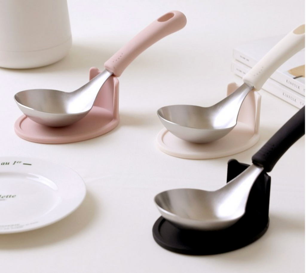 [재고털이 세일][이 가격에는 추가 재입고 없음]👍🏻전현무 국자👍🏻304 스테인리스 실리콘 핸들 + 전용 홀더 / Premium Stainless Ladle with Silicone Handle & Stand