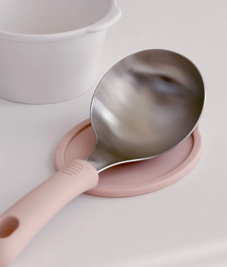 [재고털이 세일][이 가격에는 추가 재입고 없음]👍🏻전현무 국자👍🏻304 스테인리스 실리콘 핸들 + 전용 홀더 / Premium Stainless Ladle with Silicone Handle & Stand