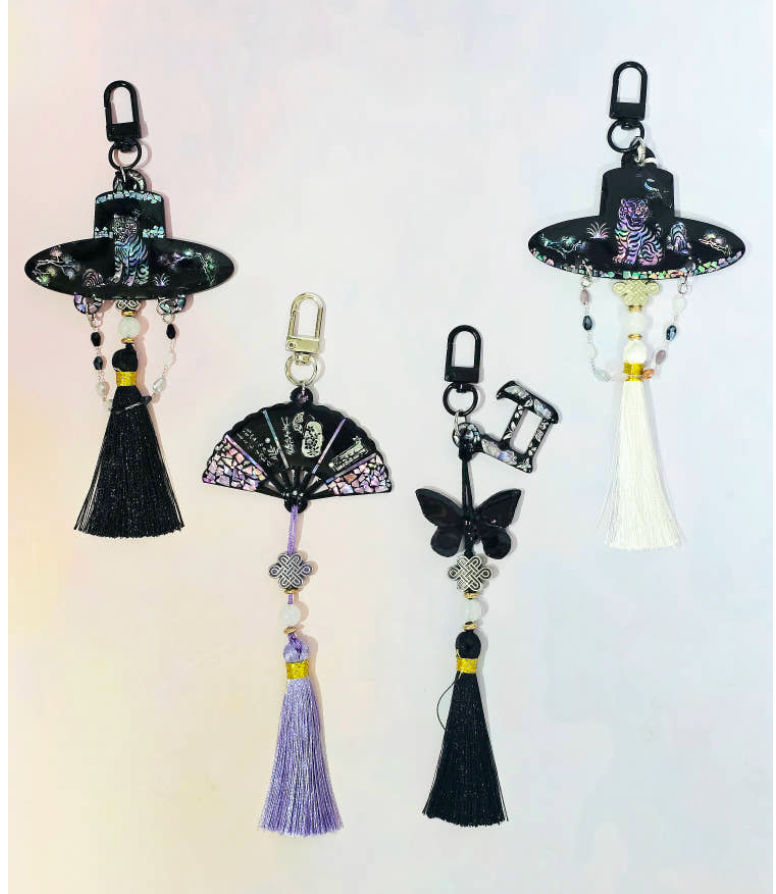 🇰🇷[아벨라] 자개 갓 키링 · Korean Handmade Mother-of-Pearl Keyring