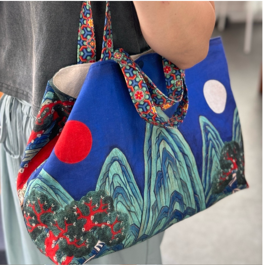 🇰🇷일월오봉도 린넨 숄더백 100%핸드메이드 전통패턴 에코백/Ilwolobongdo Linen Shoulder Bag