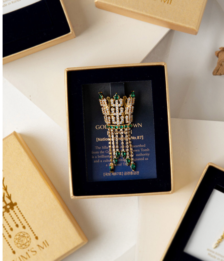 🇰🇷2025년 국립박물관 문화재단 ‘뮤즈(MUSE)’ 상품-신라 금관 브로치 /Silla Gold Crown Brooch