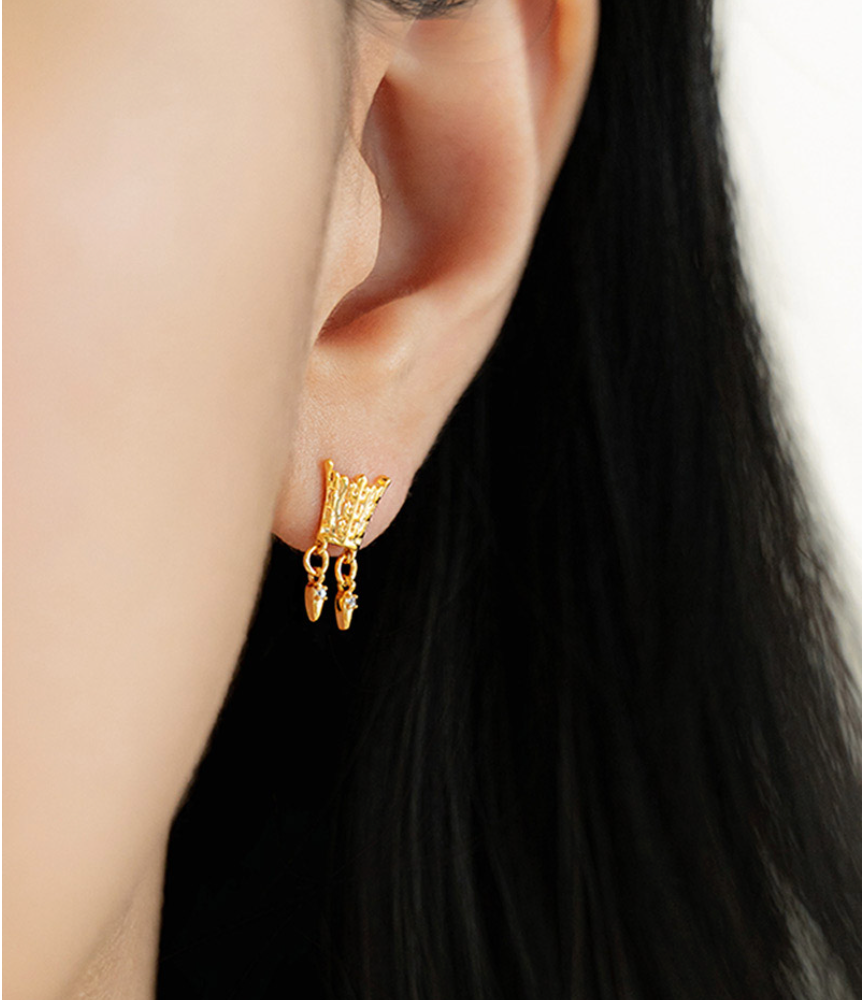 🇰🇷2025년 국립박물관 뮤즈(MUSE)금관 이어링 /Golden Crown Earring