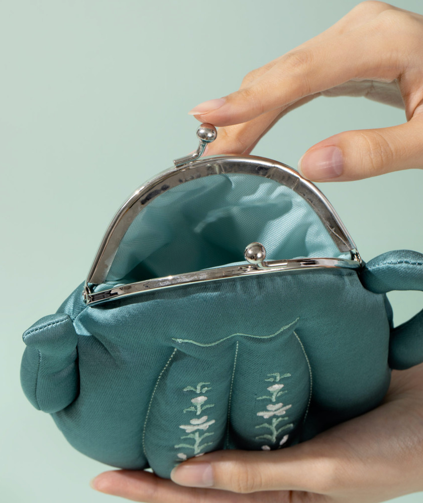 🇰🇷청자 파우치 (자수) 국립중앙박물관 굿즈 · Celadon Embroidery Pouch