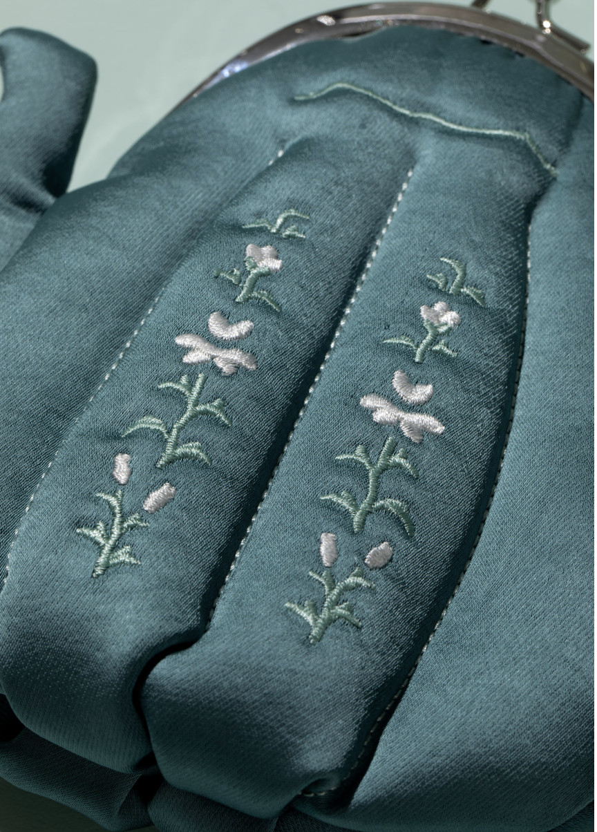 🇰🇷청자 파우치 (자수) 국립중앙박물관 굿즈 · Celadon Embroidery Pouch