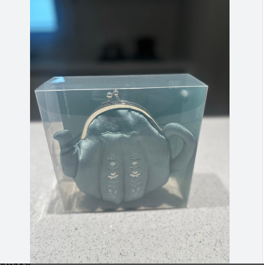 🇰🇷청자 파우치 (자수) 국립중앙박물관 굿즈 · Celadon Embroidery Pouch