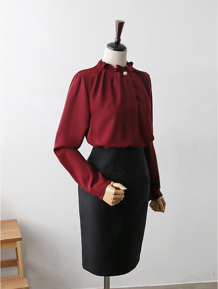 [66까지][메이드101]프릴넥 셔링 진주 블라우스 · Pearl Shirring Frill Neck Blouse