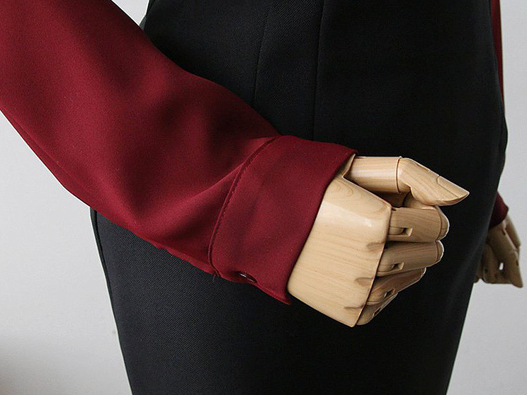 [66까지][메이드101]프릴넥 셔링 진주 블라우스 · Pearl Shirring Frill Neck Blouse