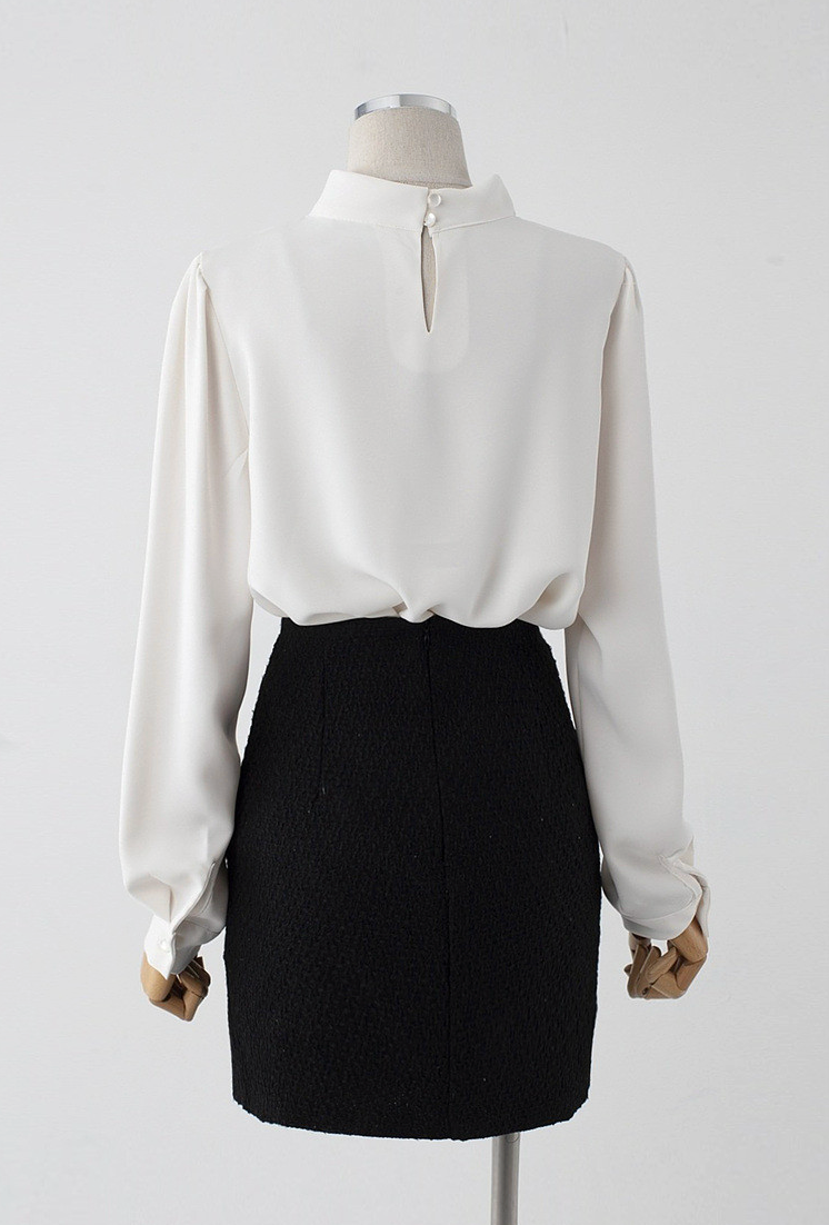 [66까지][메이드101]골드 진주 브로치 하이넥 정장 블라우스 Gold Pearl Brooch High-Neck Blouse