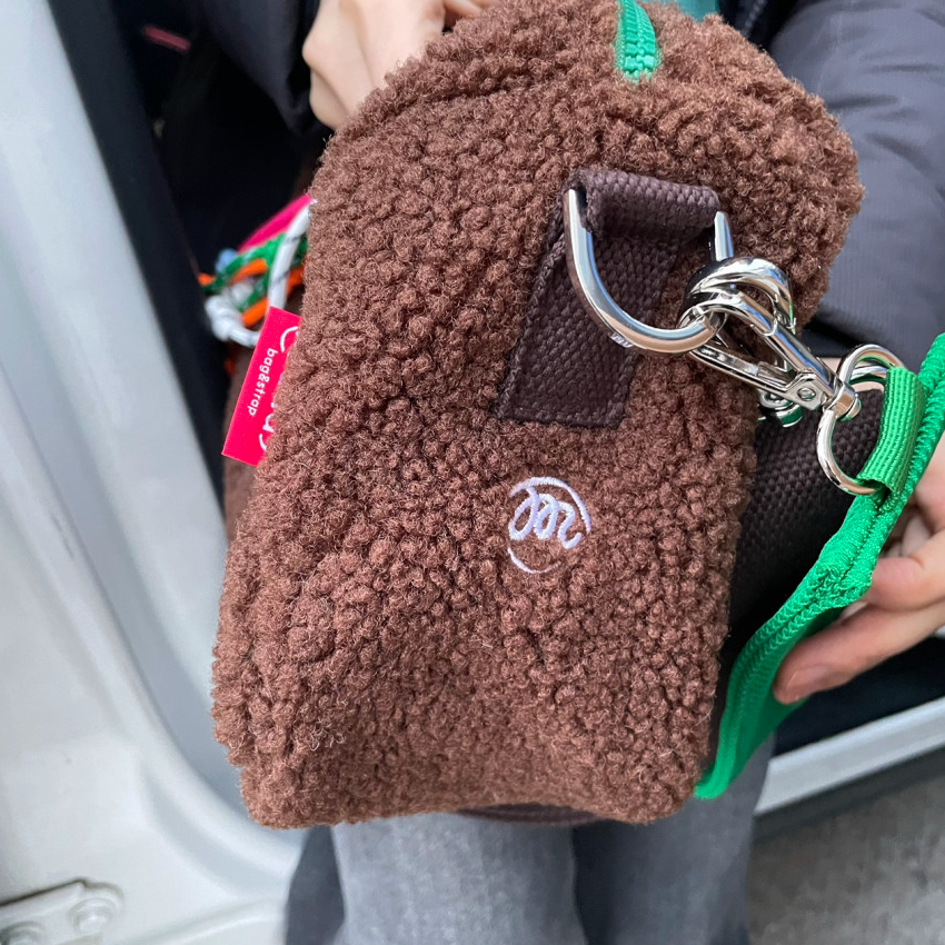 [mddas] 양털 뽀글이 보부상 미니 숄더백 / Teddy Fleece Shoulder Bag