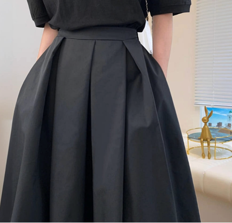 [77까지][이쁘지오] 가을 겨울 롱치마 핀턱 플레어 바스락 롱스커트/Pintuck Flare Long Skirt with Crisp Fabric