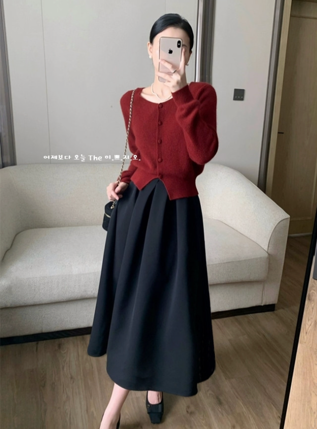 [77까지][이쁘지오] 가을 겨울 롱치마 핀턱 플레어 바스락 롱스커트/Pintuck Flare Long Skirt with Crisp Fabric