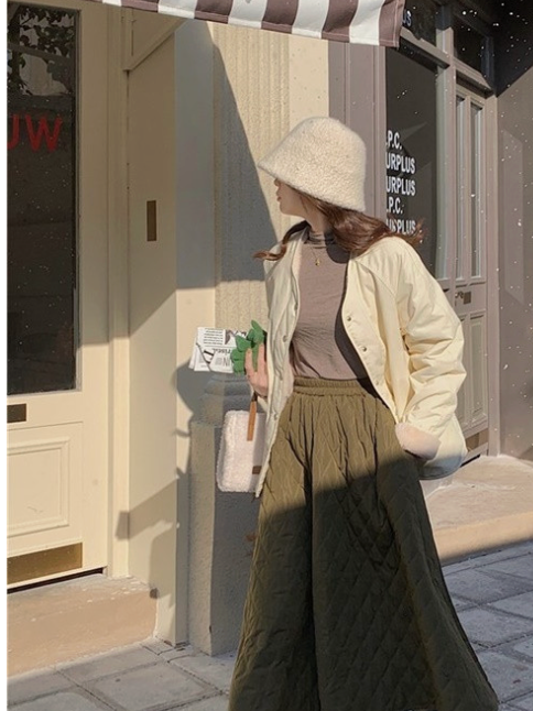 [77까지][이쁘지오]풍성한 퀼팅 누빔 A라인 패딩 플레어 스커트  Winter Quilted A-Line Padded Flare Skirt