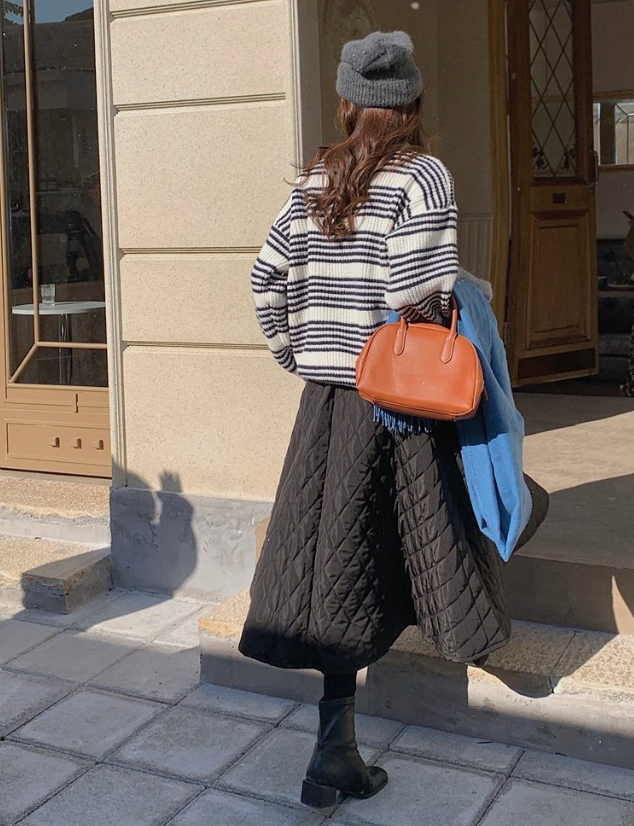 [77까지][이쁘지오]풍성한 퀼팅 누빔 A라인 패딩 플레어 스커트  Winter Quilted A-Line Padded Flare Skirt