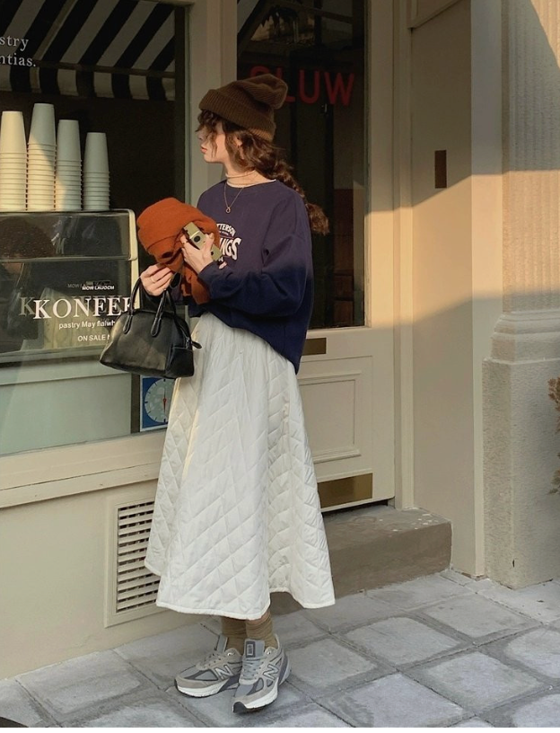 [77까지][이쁘지오]풍성한 퀼팅 누빔 A라인 패딩 플레어 스커트  Winter Quilted A-Line Padded Flare Skirt