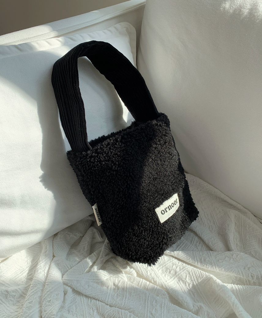 [ornoor] 미니 뽀글이 양털 토트백 · 골덴 손잡이