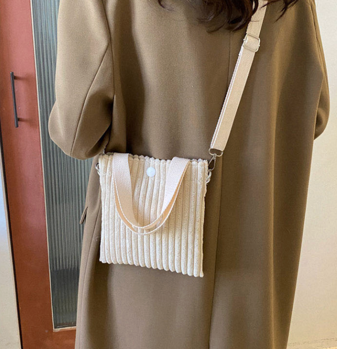 [딸내미 선물 추천] 코듀로이 미니 크로스백 · Corduroy Mini Crossbody Bag