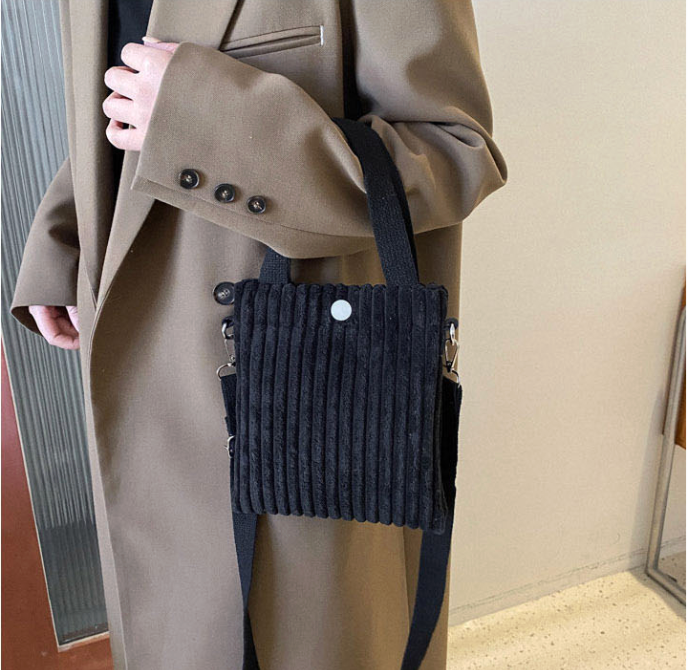 [딸내미 선물 추천] 코듀로이 미니 크로스백 · Corduroy Mini Crossbody Bag