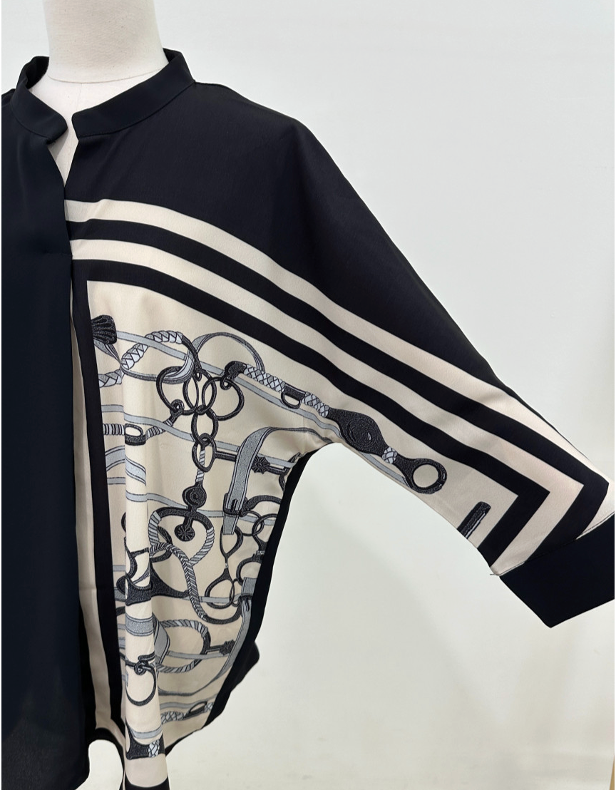 [88반까지][우아모] 엄마 에르메스 무늬 디자인 블라우스  Elegant Chain Pattern Loose Fit Blouse (Made in Korea)