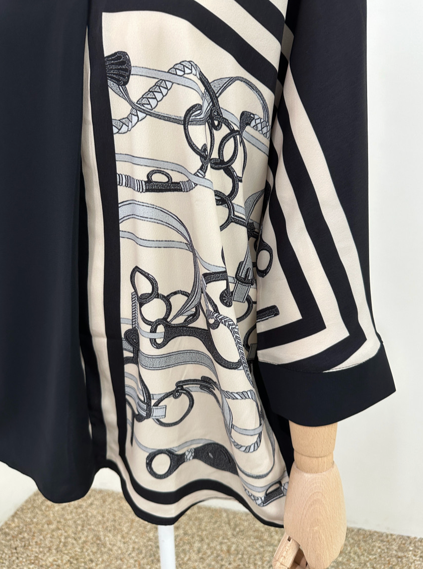 [88반까지][우아모] 엄마 에르메스 무늬 디자인 블라우스  Elegant Chain Pattern Loose Fit Blouse (Made in Korea)