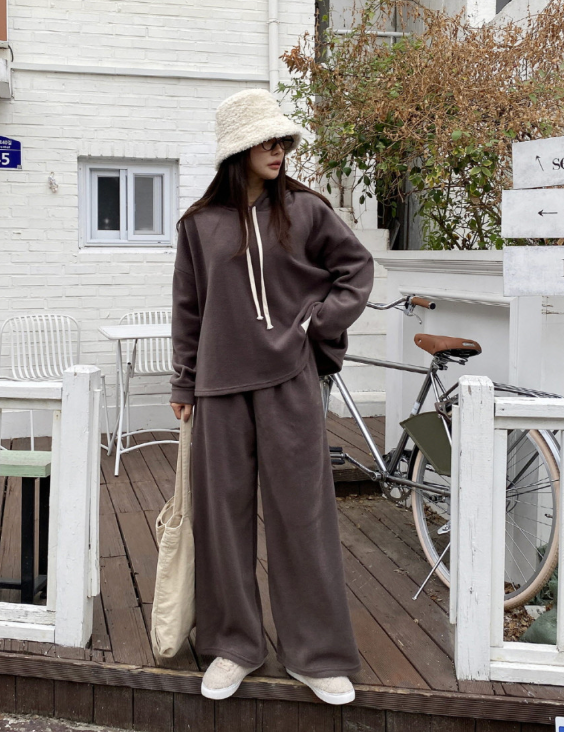 [88가능][삐까삐까]플리스 루즈핏 후드탑 & 와이드 9–10부 팬츠 세트 Seed Fleece Hoodie & Wide Pants Set