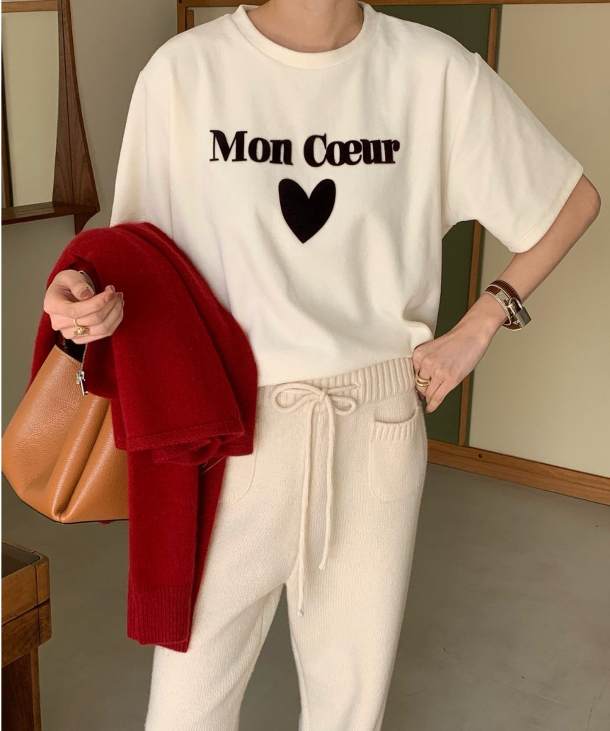 [로우게이지]송치 하트 티셔츠 / 벨벳티셔츠 느낌 / Mon Coeur Pony Hair Heart T-Shirt