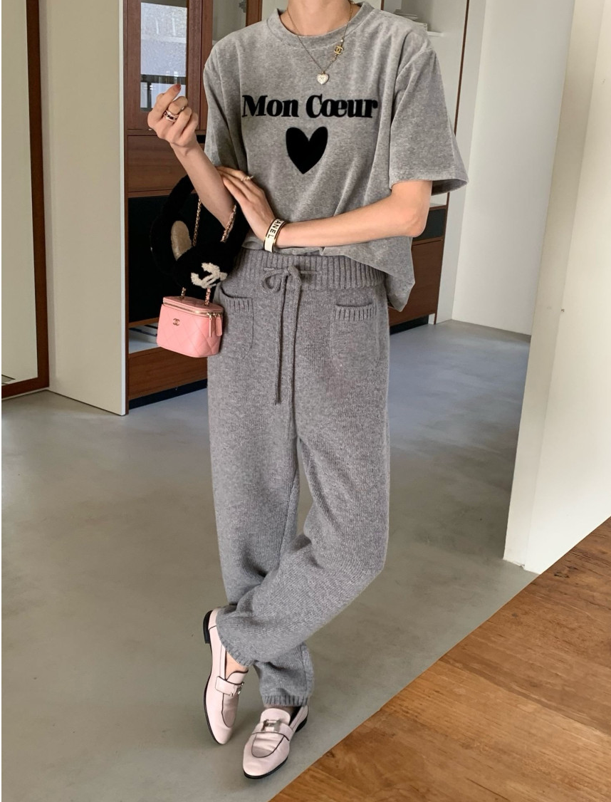 [로우게이지]송치 하트 티셔츠 / 벨벳티셔츠 느낌 / Mon Coeur Pony Hair Heart T-Shirt