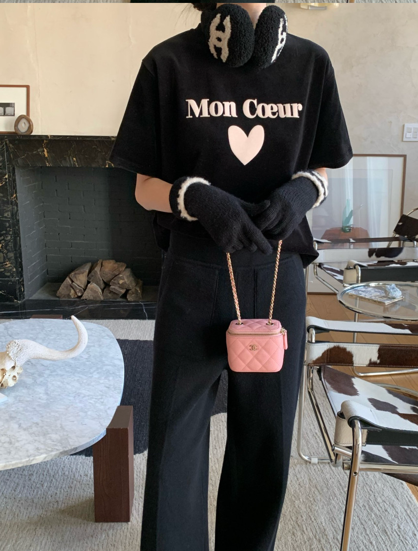 [로우게이지]송치 하트 티셔츠 / 벨벳티셔츠 느낌 / Mon Coeur Pony Hair Heart T-Shirt
