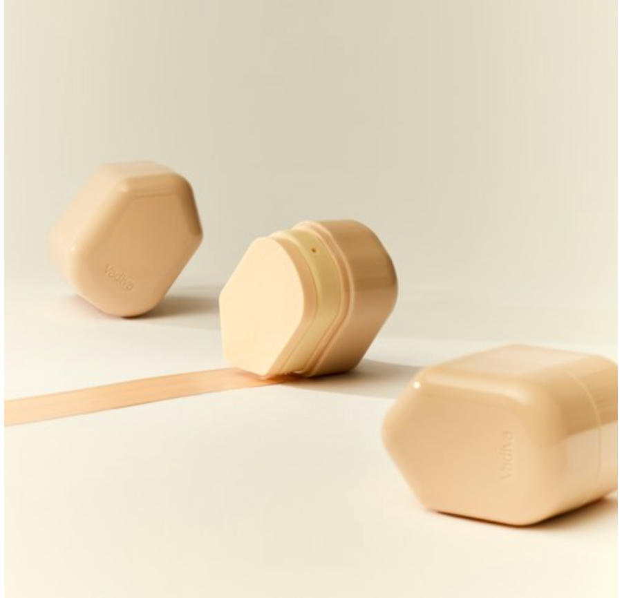 바디바 붙여쓰는 메이크업 스펀지 스티커 5개입 & 베이지 케이스 포함  Vadiva Stick-On Makeup Sponge (5 Sponge Stickers + Beige Case)
