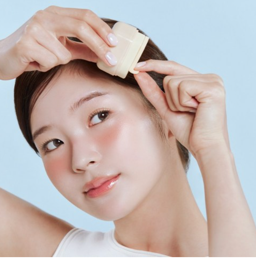 바디바 붙여쓰는 메이크업 스펀지 스티커 5개입 & 베이지 케이스 포함  Vadiva Stick-On Makeup Sponge (5 Sponge Stickers + Beige Case)