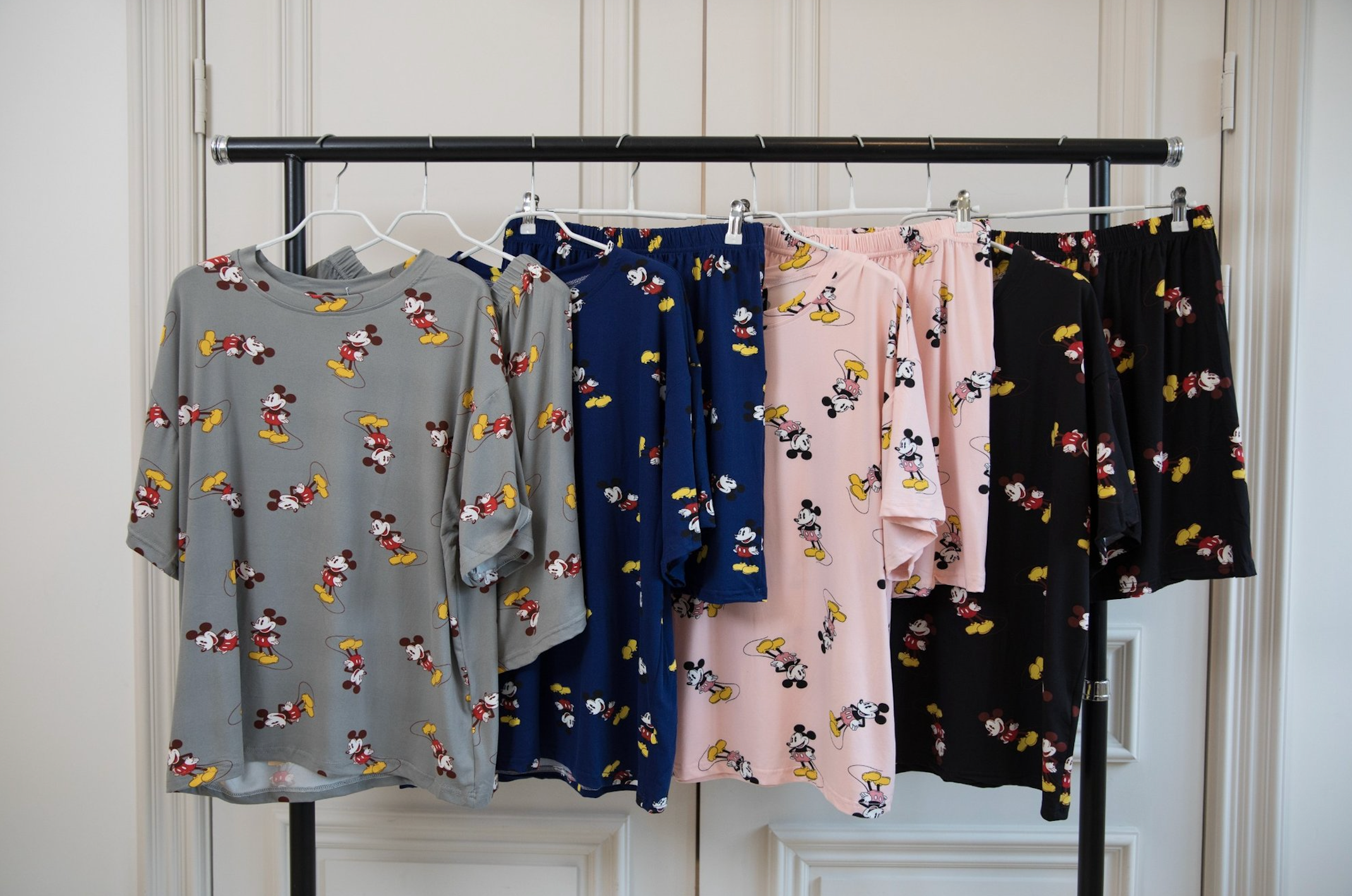 💤🌼 [디즈니 여름 잠옷]봄신상 디즈니 빅사이즈 반팔 파자마 세트 / Disney Oversized Short-Sleeve Pajama Set (26SS)