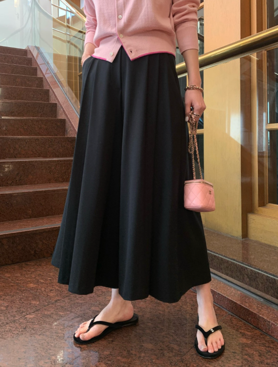 [🌸봄신상] [66까지가능] 로우게이지 TR 주름 치마바지 와이드 플리츠 팬츠 Low-Gauge TR Pleated Skirt Pants