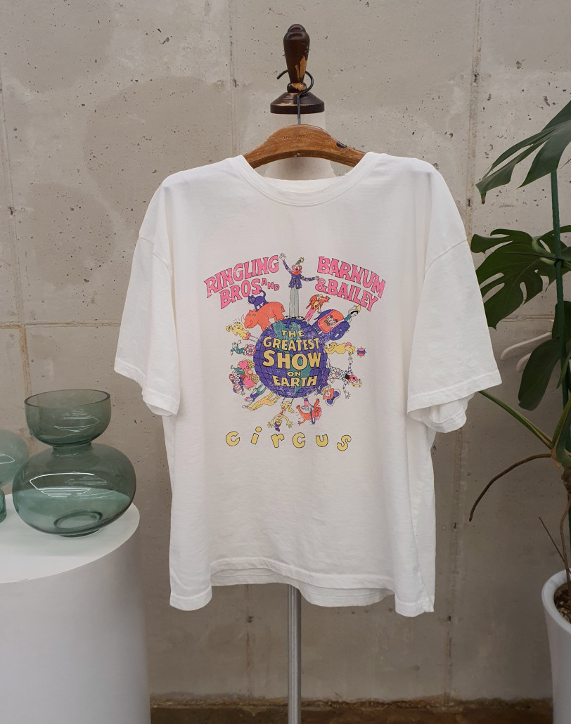 🌼[26SS 봄신상] 🌸 써커스 빈티지 프린팅 오버핏 티셔츠 🎪 Circus Vintage Graphic Oversized T-Shirt