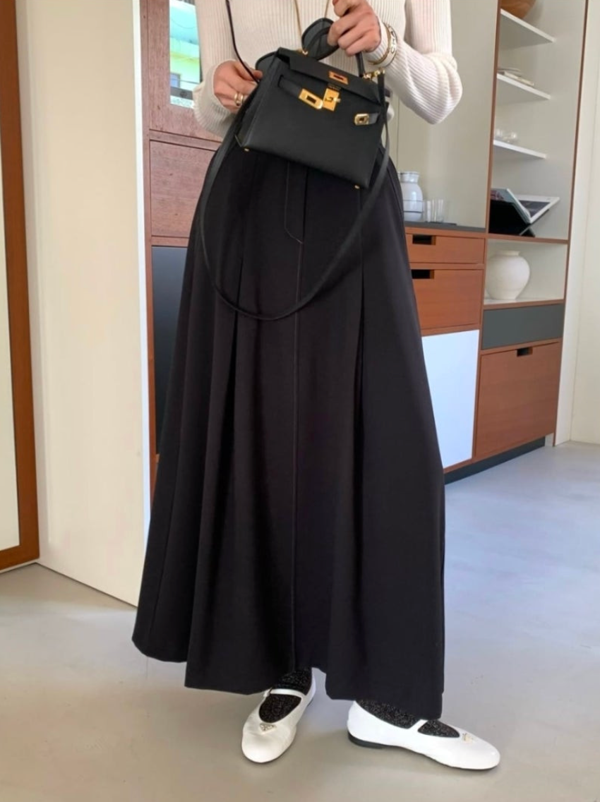 🌼[봄신상 스커트]🌸 로우게이지 봄 티알 플레어 롱스커트 2COL – 차르르 흐르는 우아한 A라인 실루엣 Low Gauge Spring TR Flare Long Skirt