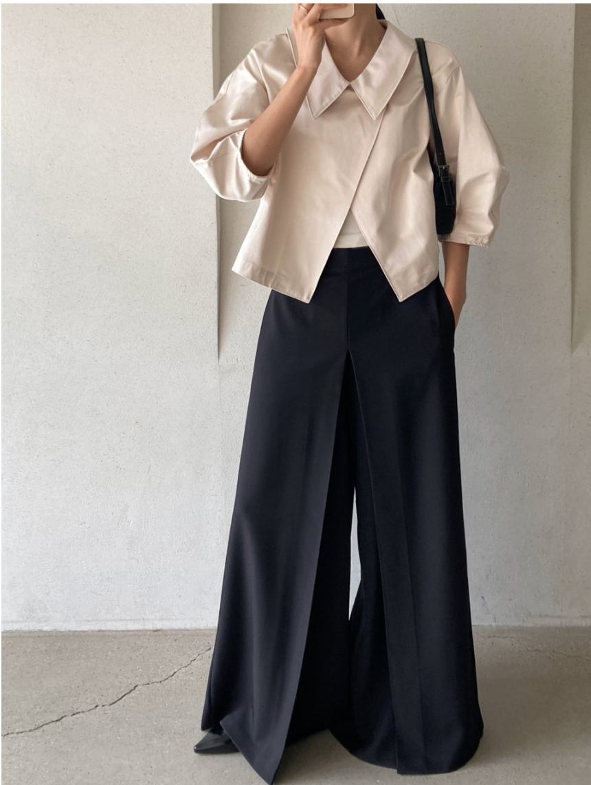 🛍️🌼26SS 볼륨 퍼프 소매 사선 카라 크롭 자켓🌼 – 블라우스형 부티끄 유니크 자켓 / 26SS Volume Puff Sleeve Asymmetrical Collar Cropped Jacket – Boutique Blouse-Style Jacket