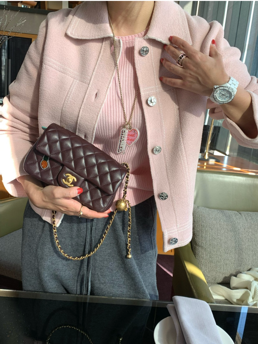 🔥[한국대란주문폭발]🔥 🇰🇷베리 스티치 숏 자켓 – 크롭 실루엣 부티크 아우터 / Berry Stitch Short Jacket – Cropped Boutique Outer