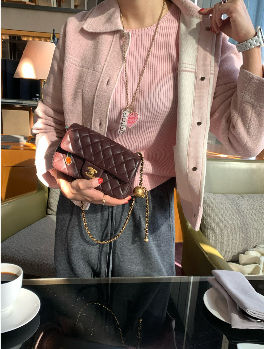 🔥[한국대란주문폭발]🔥 🇰🇷베리 스티치 숏 자켓 – 크롭 실루엣 부티크 아우터 / Berry Stitch Short Jacket – Cropped Boutique Outer