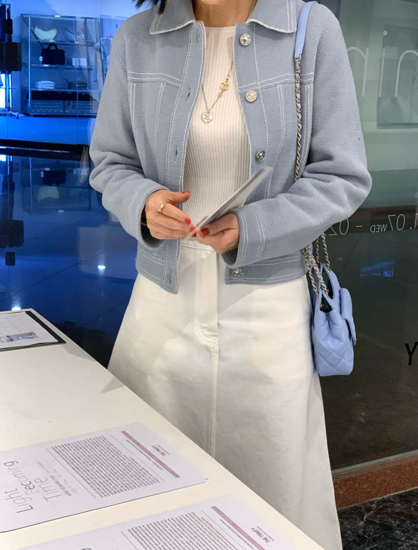 🔥[한국대란주문폭발]🔥 🇰🇷베리 스티치 숏 자켓 – 크롭 실루엣 부티크 아우터 / Berry Stitch Short Jacket – Cropped Boutique Outer