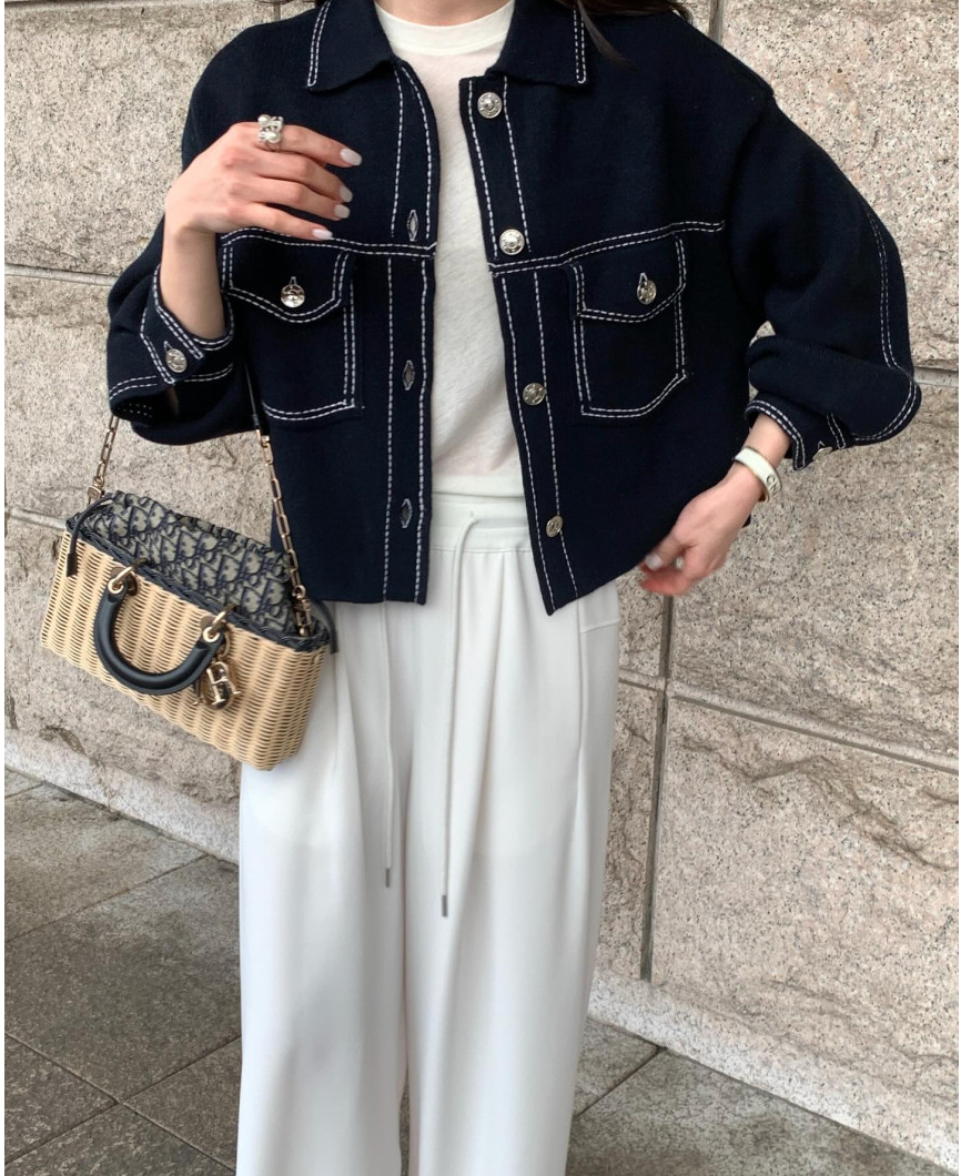 🩷[이.사.통 베리 자켓 재해석]🩷로우게이지 베리에 니트 자켓 – 부드러운 크롭 카라 니트 자켓 / Low Gauge Berry Knit Jacket – Soft Cropped Collar Knit Jacket