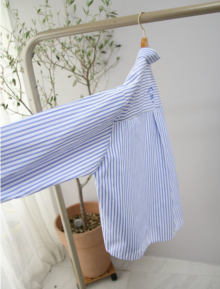 🌸✨ 26봄신상 백자수 포인트 스트라이프 루즈핏 셔츠 ✨🌿 26 Spring Embroidered Stripe Shirt