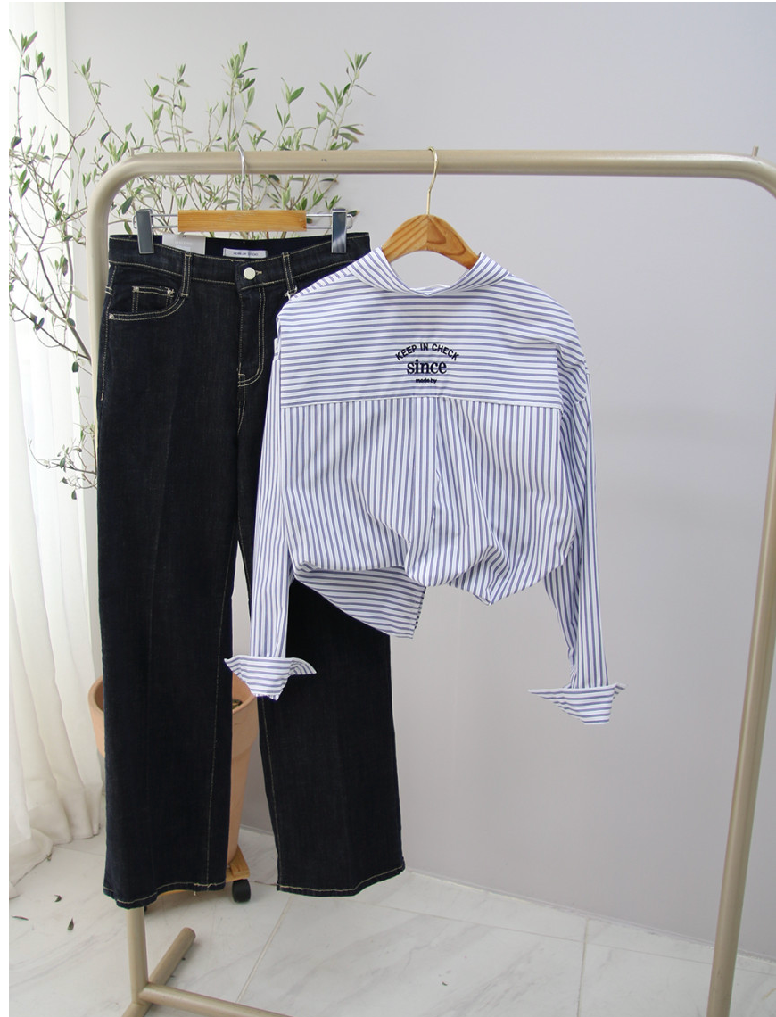 🌸✨ 26봄신상 백자수 포인트 스트라이프 루즈핏 셔츠 ✨🌿 26 Spring Embroidered Stripe Shirt