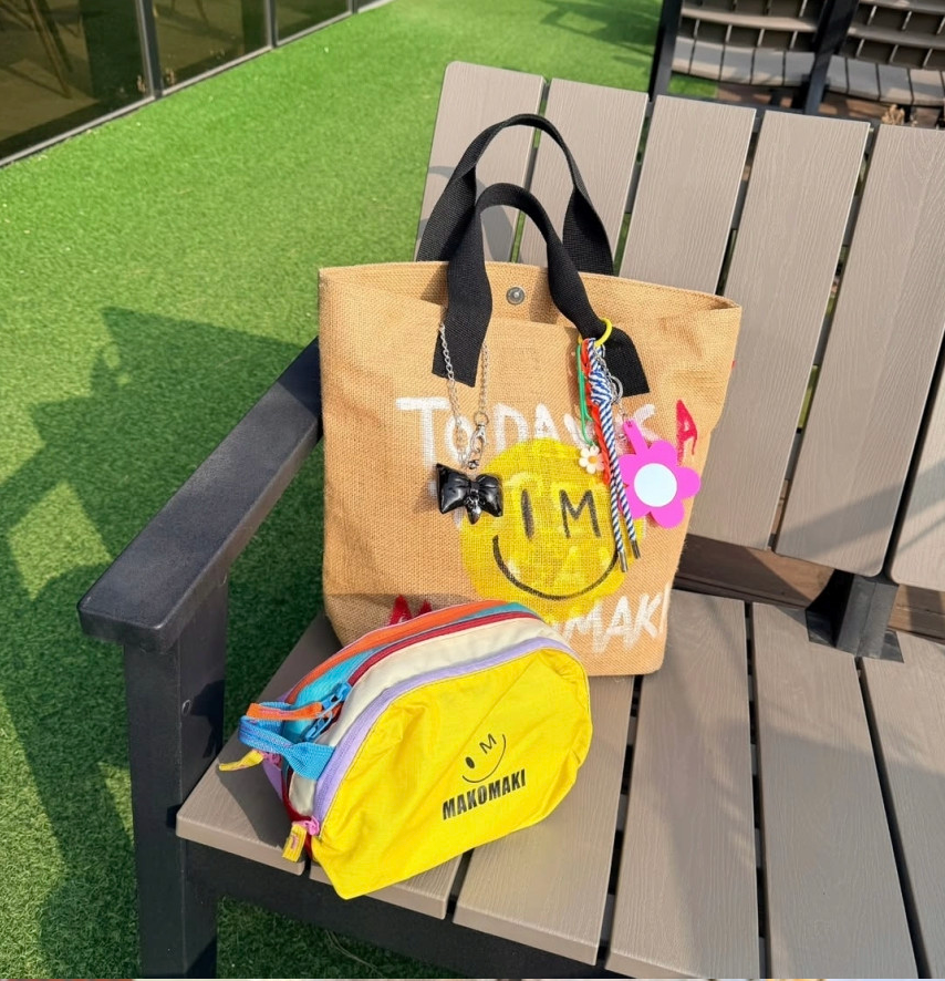 🌈💖 마코마키 스마일 멀티 레이어 지퍼 3단 파우치 💖🌈 NEW 국내제작 방수 파우치 ✨ 알록달록 컬러폭발 💥 여행·데일리 필수템 🧳🎒