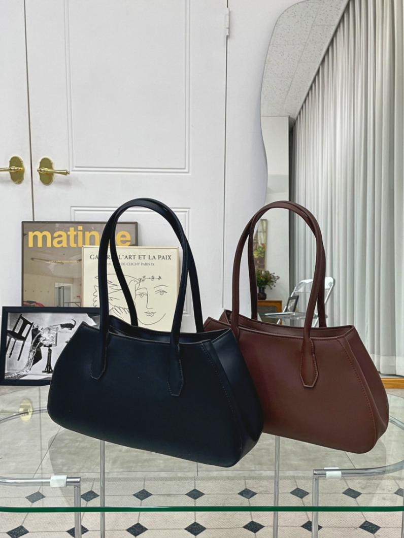 🌳[프리미엄 라인]🌳 ✨🤎 더로우맛 프리미엄 ‘알제’ 새들 레더 숄더백 │ 미니멀 실루엣으로 완성되는 고급미 │ 데일리·세미포멀 올킬 👜✨ The Row-Inspired Alze Saddle Leather Shoulder Bag – Premium Line