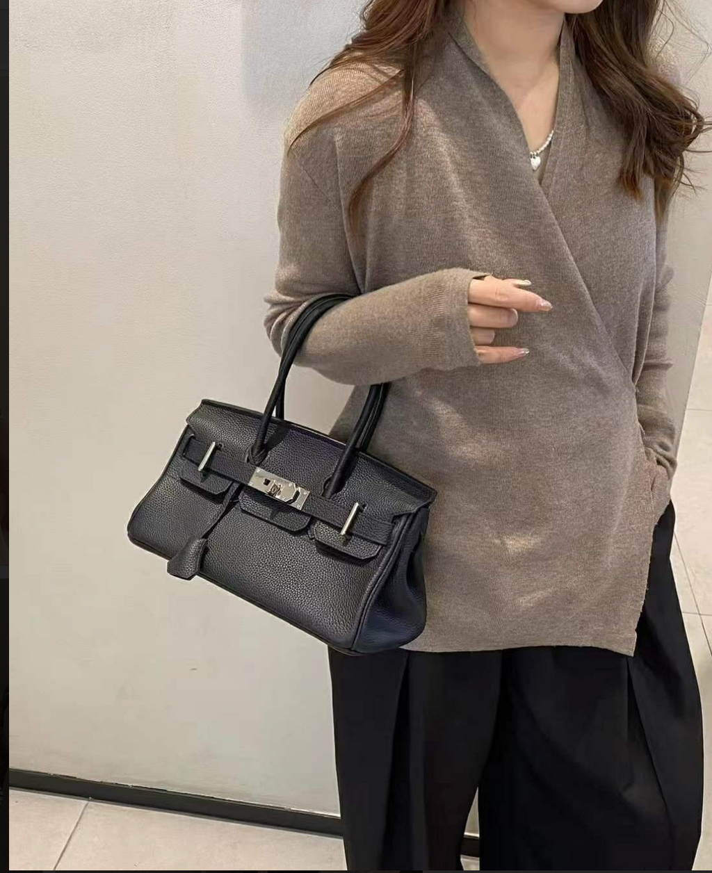 🌸👜 [3-4주예상] 럭셔리 유니크 토고 소가죽 브레이슬릿 토트 숄더백 / Togo Cowhide Bracelet Tote Shoulder Bag 👜🌸