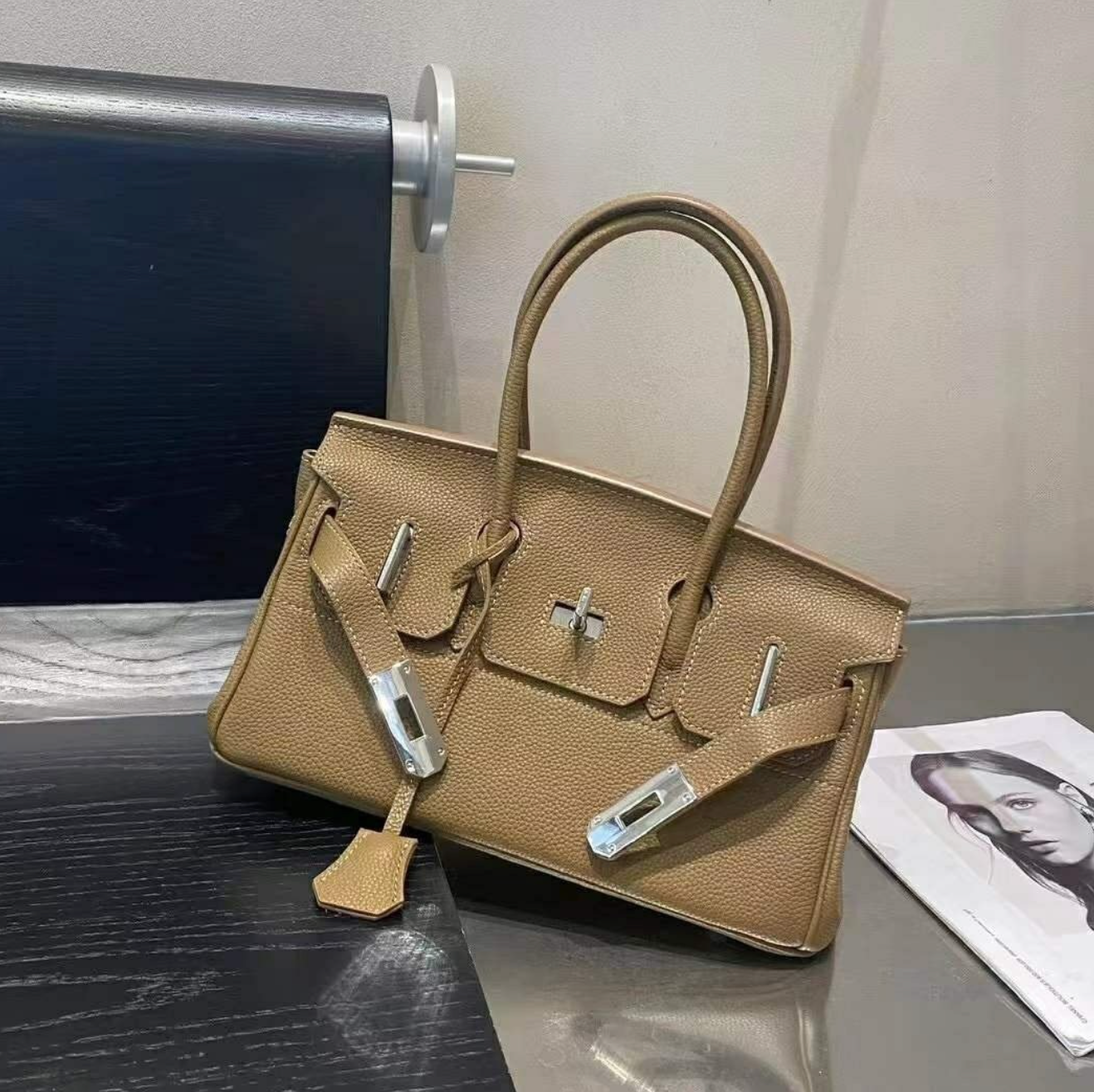 🌸👜 [3-4주예상] 럭셔리 유니크 토고 소가죽 브레이슬릿 토트 숄더백 / Togo Cowhide Bracelet Tote Shoulder Bag 👜🌸