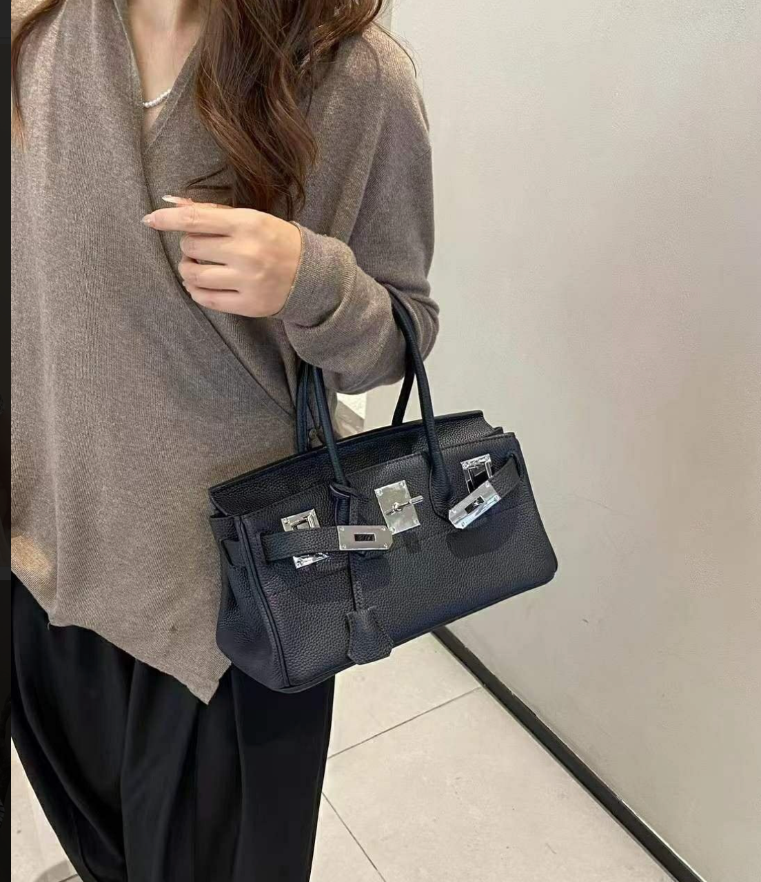 🌸👜 [3-4주예상] 럭셔리 유니크 토고 소가죽 브레이슬릿 토트 숄더백 / Togo Cowhide Bracelet Tote Shoulder Bag 👜🌸