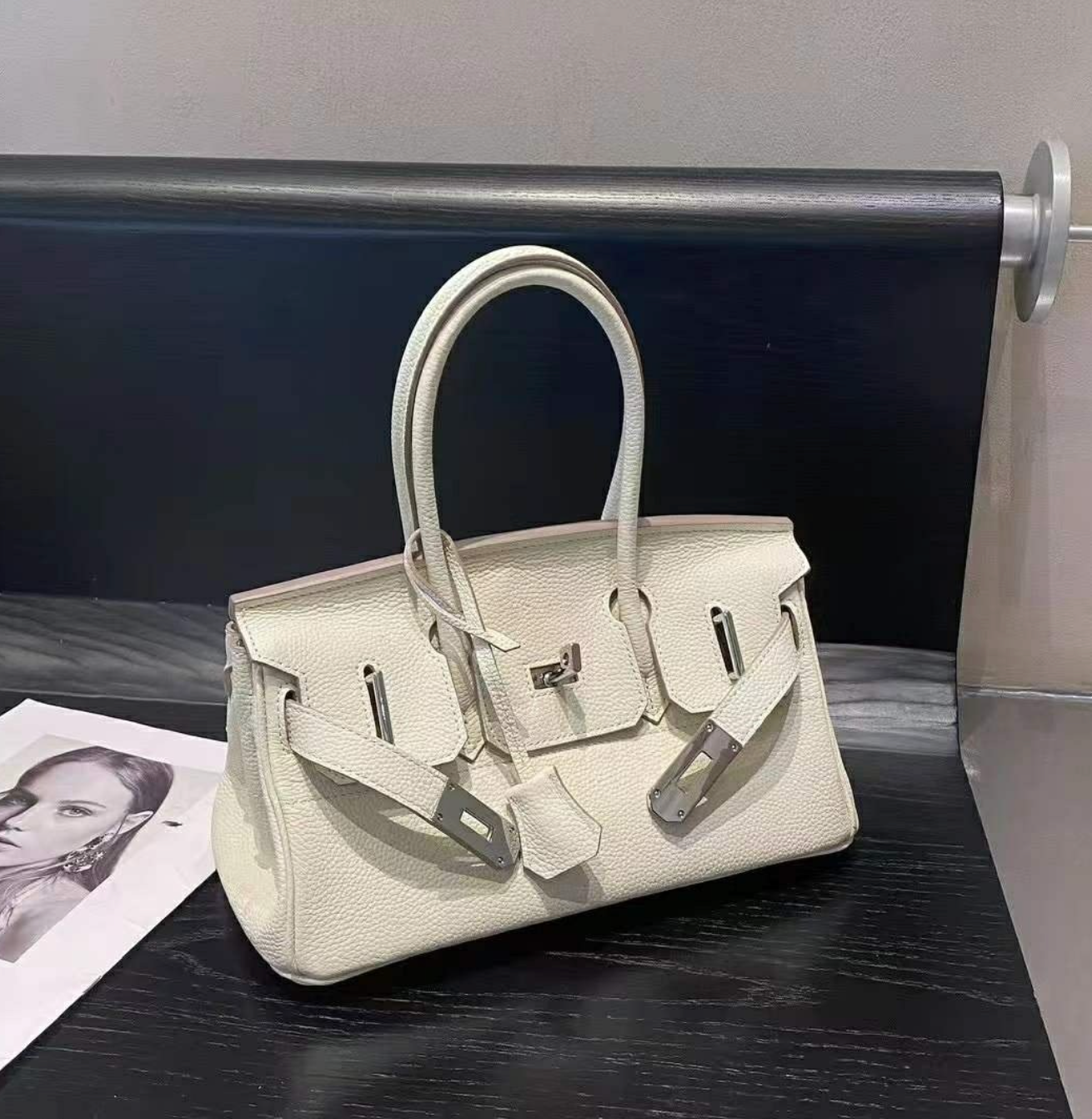 🌸👜 [3-4주예상] 럭셔리 유니크 토고 소가죽 브레이슬릿 토트 숄더백 / Togo Cowhide Bracelet Tote Shoulder Bag 👜🌸
