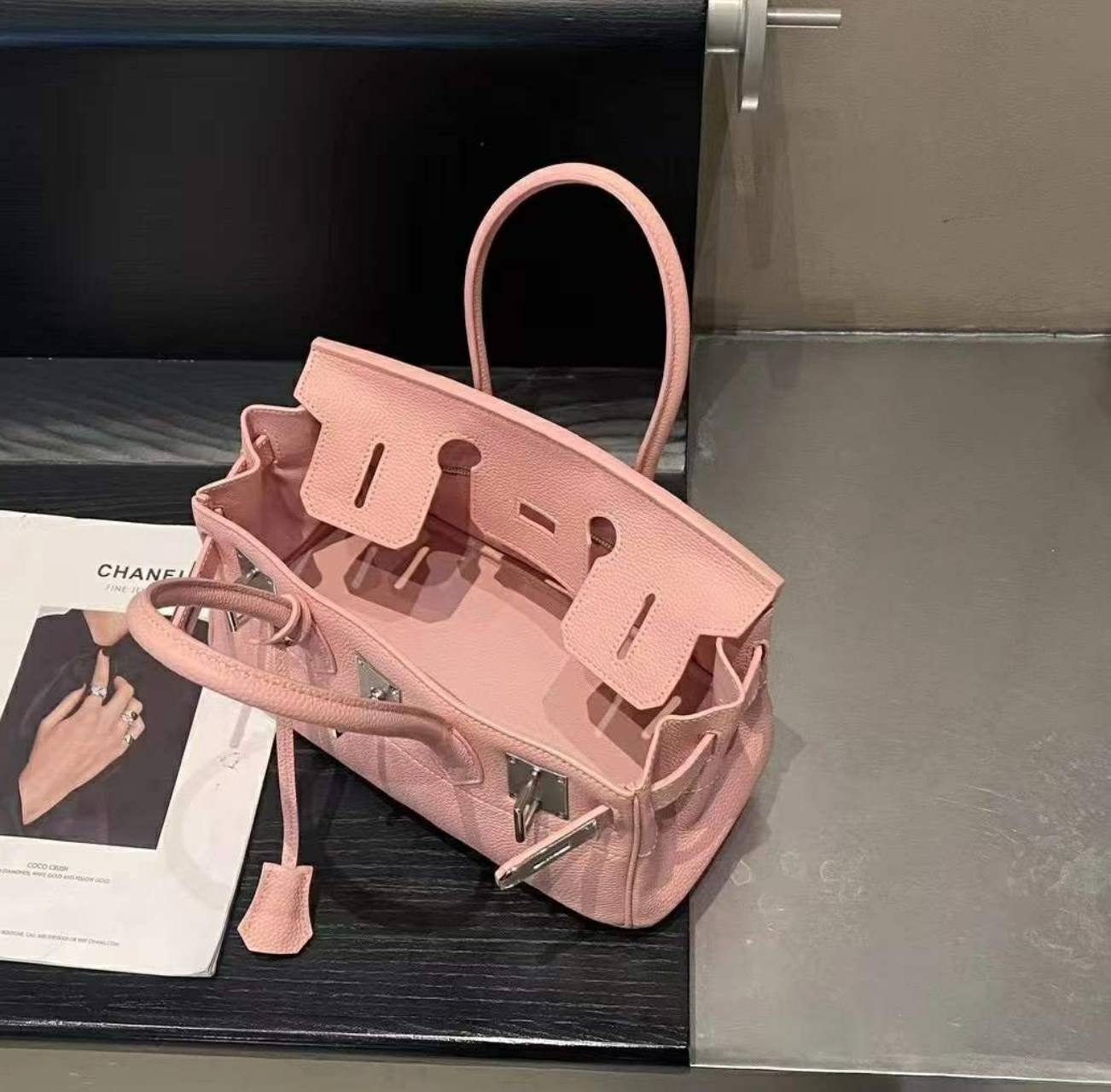 🌸👜 [3-4주예상] 럭셔리 유니크 토고 소가죽 브레이슬릿 토트 숄더백 / Togo Cowhide Bracelet Tote Shoulder Bag 👜🌸